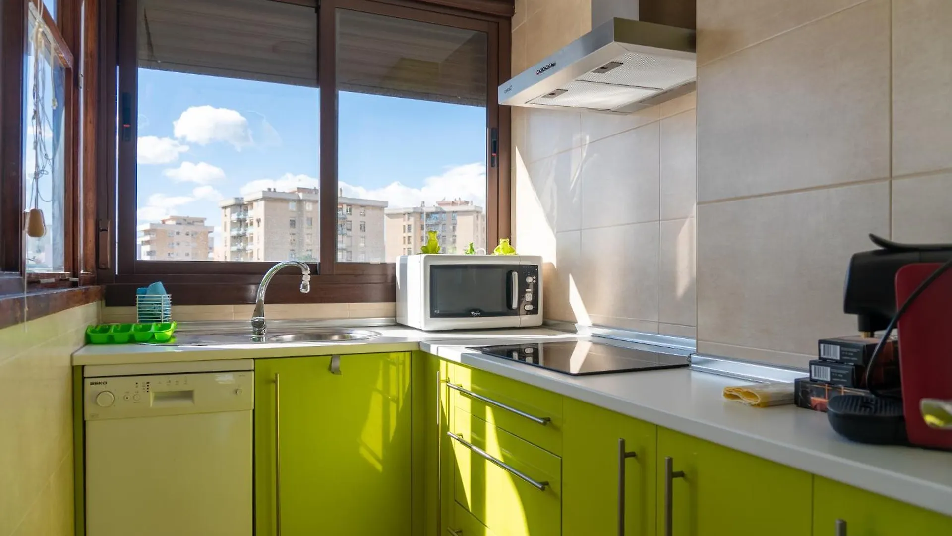 Lägenhet Nogalera Apartamento 3 Dormitorio Con Piscina Torremolinos